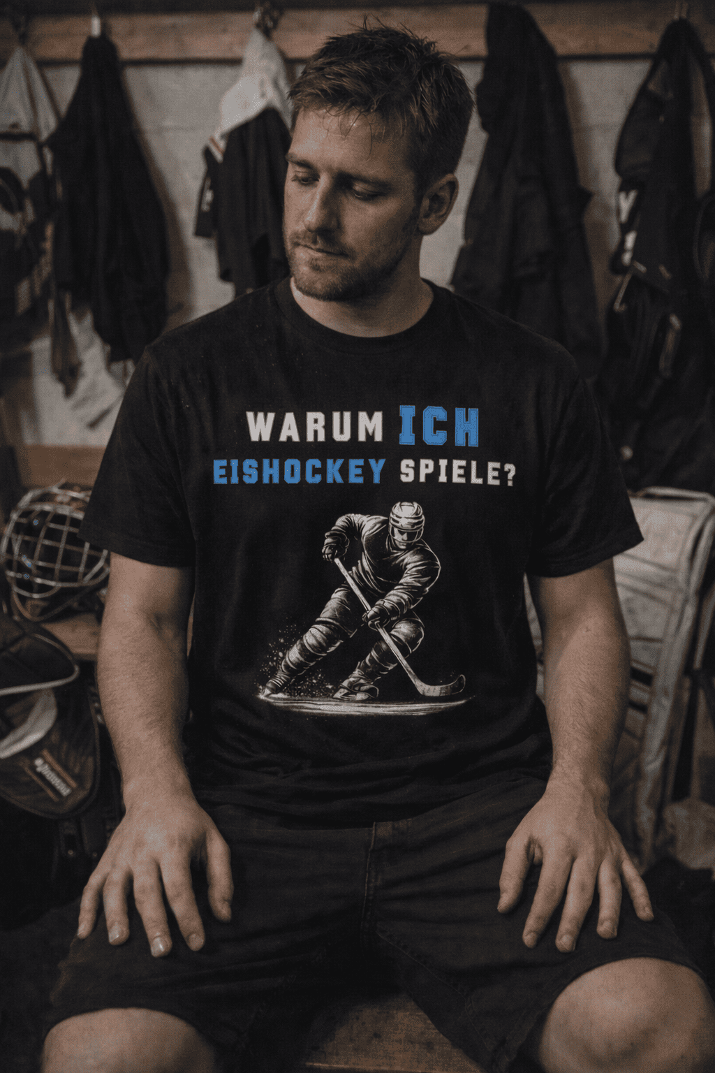Warum? T-Shirt – Eishockey Statement Shirt für Spieler & Goalies